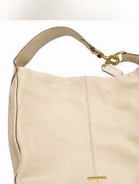 Coach Avery Hobo Ivory Pebbled Leather Shoulder Bag Gold Hardware Large Slouchy